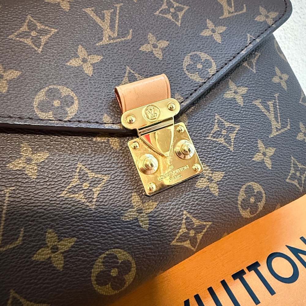Louis Vuitton Pochette metise Brown Monogram Crossbody Bag - Picture 2 of 7